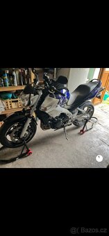 Suzuki gsr 600 - 3