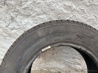 Pneu Michelin 185/70 R14 - 3