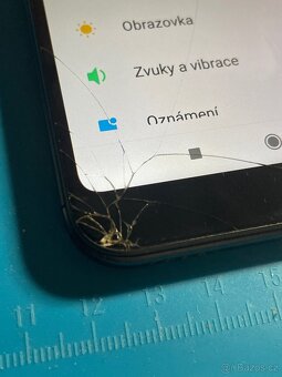 Redmi 5 plus Krásný stav - 3