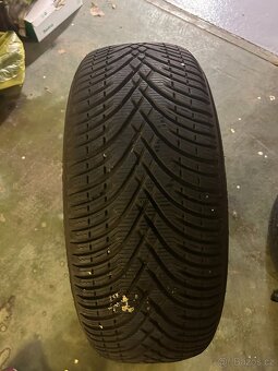 Zimní pneu Kleber Krisalp HP3 215/55 R17 - 3