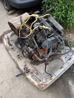 Vw Transporter T4 2,4 diesel motor - 3