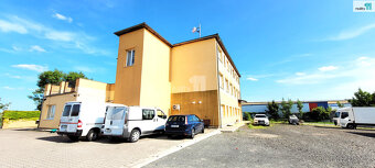 Pronajmu komerční areál s administrativní budovou o ploše cc - 3