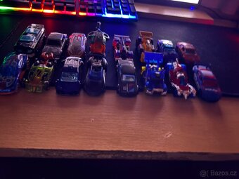HOTWHEELS Auta - 3
