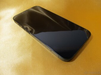 iPhone 16e Black 128GB ZÁNOVNÍ - 3