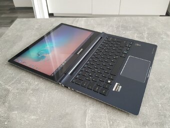Samsung NP940X3G-K01 - 3