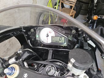 Suzuki GSX-R 750 K1 - 3