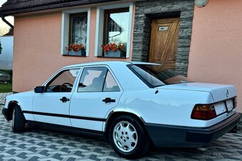 Mercedes-Benz 124 300 132kW Automat W124 1987 Veteran - 3