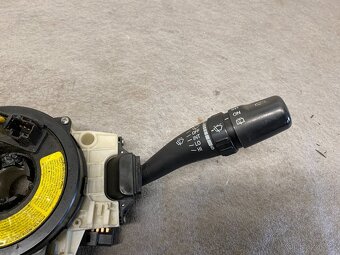 HYUNDAI SANTE FE I 2000-2006 - PÁČKY POD VOLANT - 3