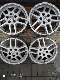Alu kola R16 - 3
