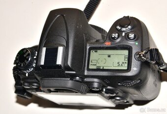 Nikon D7000 + příslušenství - 3