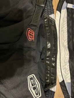 MX komplet Troy Lee Designs - 3