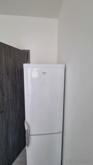 lednice BEKO 175 cm s mrazákem - 3