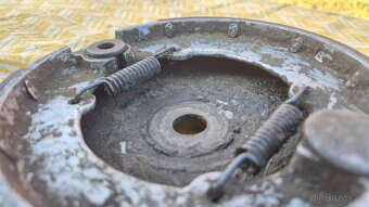 Brzdový štít Jawa - 3