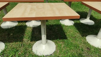 Prodám 6 stolů a 1 barový stůl - 3