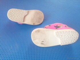 Růžové papuče velikost neuvedena, stélka 14 - 3