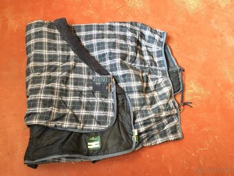 Deka stájová Rhino Original Vari Layer®, 250 g, 145cm - 3