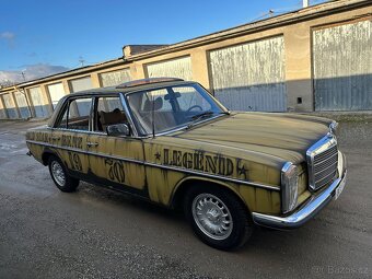 Mercedes W115 240D Žralok - 3