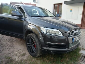 Audi Q7 - 3