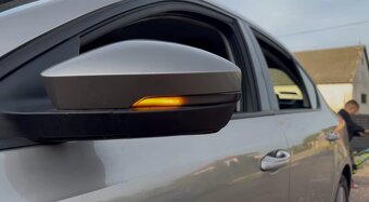 Dynamické blinkry pro Škoda Octavia 3, VW T-roc, T-cross - 3