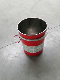 Bečka 200 litrů + 20 litru plechová s uzavíratelným víkem - 3