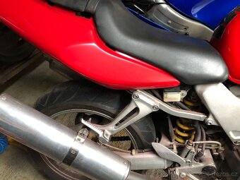 Honda vtr 1000 - 3