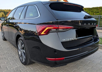 Skoda Octavia 2.0 TDI/DSG Style - 3