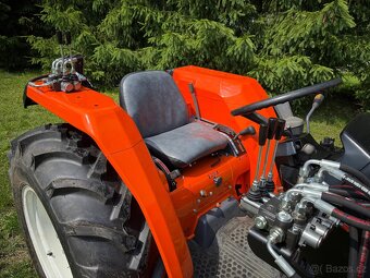 Malotraktor Kubota GL33Grandel s čelním nakladačem 450kg - 3