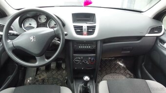 Peugeot 207 1,4 i 70 kW - 3