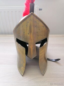 Spartanská helma - 3