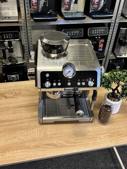 Kávovar espresso DeLonghi EC 9335.M La Specialista - 3