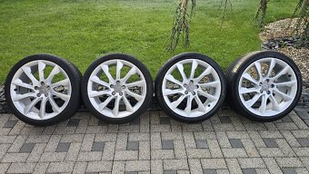 ALU KOLA AUDI 19  255/35R19 CONTINENTAL - 3