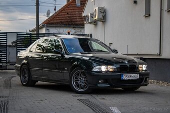 BMW M5 5.0 V8 Manual Individual - Aj na splátky - 3