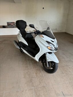 Yamaha YP400 Majesty - 3