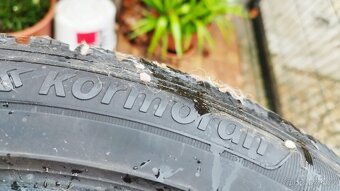 🛞 2× zimnà pneumatiky Kormoran SNOW 245/45 R18 100V – 5 mm - 3