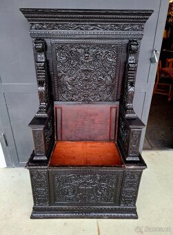 Starožitný královský trůn - 3