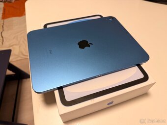 iPad 10th generation 64 GB - 3
