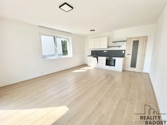 Pronájem bytu 2+kk v novostavbě Olomouc, Slavonínské zahrady - 3