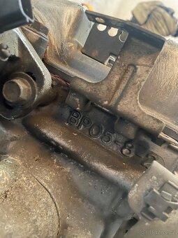 Motor mazda 323gt - 3