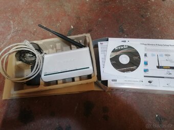 Wifi router Tenda W 316 R - 3