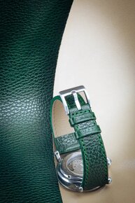Kožený zelený řemínek Hand made - 3