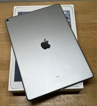 iPad Pro 12,9” 2GEN. 512GB / Záruka - 3