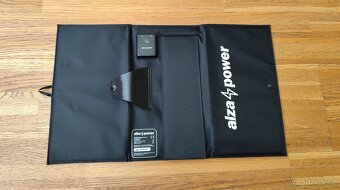 SKLÁDACÍ SOLÁRNÍ PANEL AlzaPower MAX-E 21W - 3