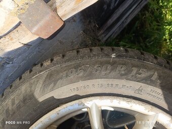 195/60 R15 - 3