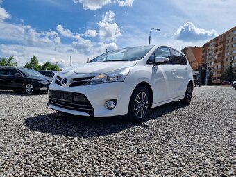 Toyota Verso,1.6D-4D,82KW,7MÍST,KAMERA,BEZ KOROZE,R.V.2015 - 3