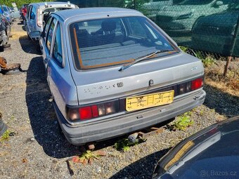 FORD SIERA 1.8 i YOUNG TIMMER - 3