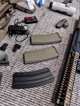 Airsoftová zbraň Daniel Defense® SA-C19 CORE™ - Chaos Bronze - 3