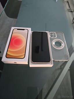 iPhone 12 - jako nový - 3