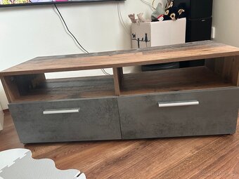 Tv stolek - 3
