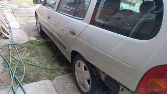 Renault Megane 1 1,6 16V grandtour - 3