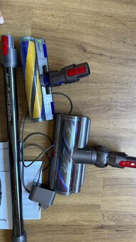 Dyson v15 detect absolute 2023 - 3